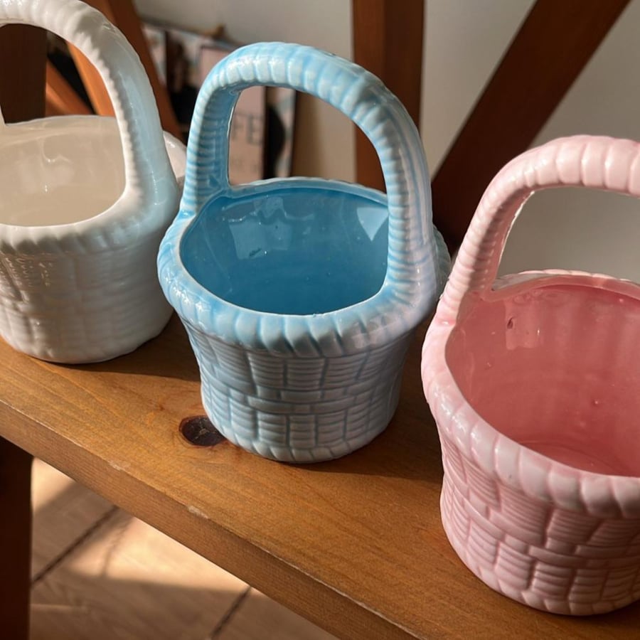 Vintage Porcelain Basket (Small)