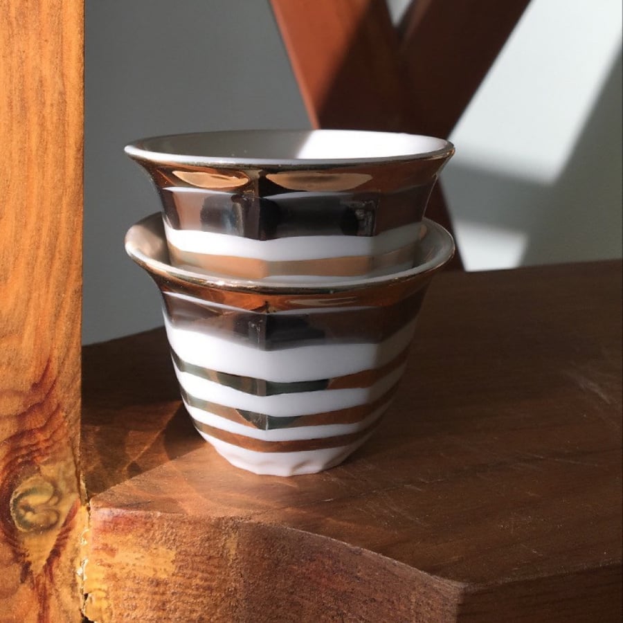 Arabic coffee cup فناجيل صغيرة صناعة يابانية اصدار قديم مخزن