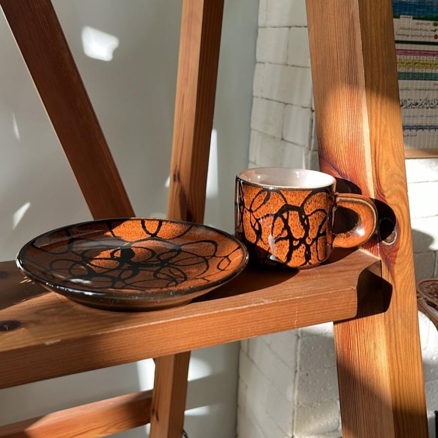 Vintage Japanese ceramic mug | Artistic design