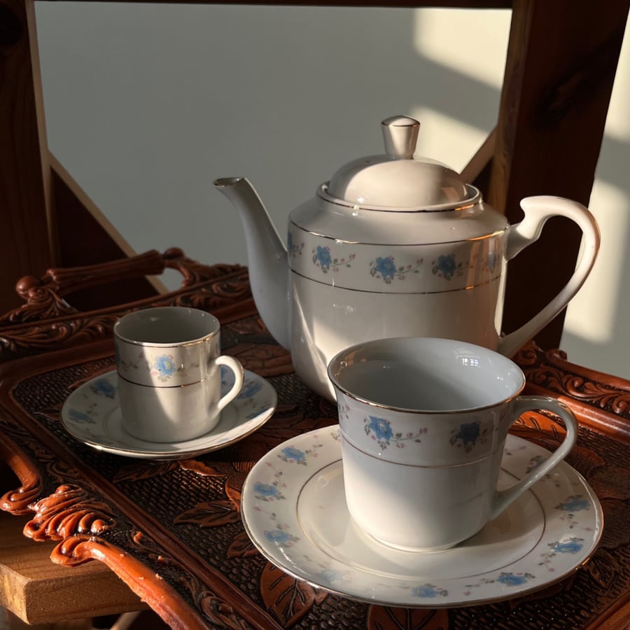 Jug and cups set طقم فنتج بتوريد أنيق