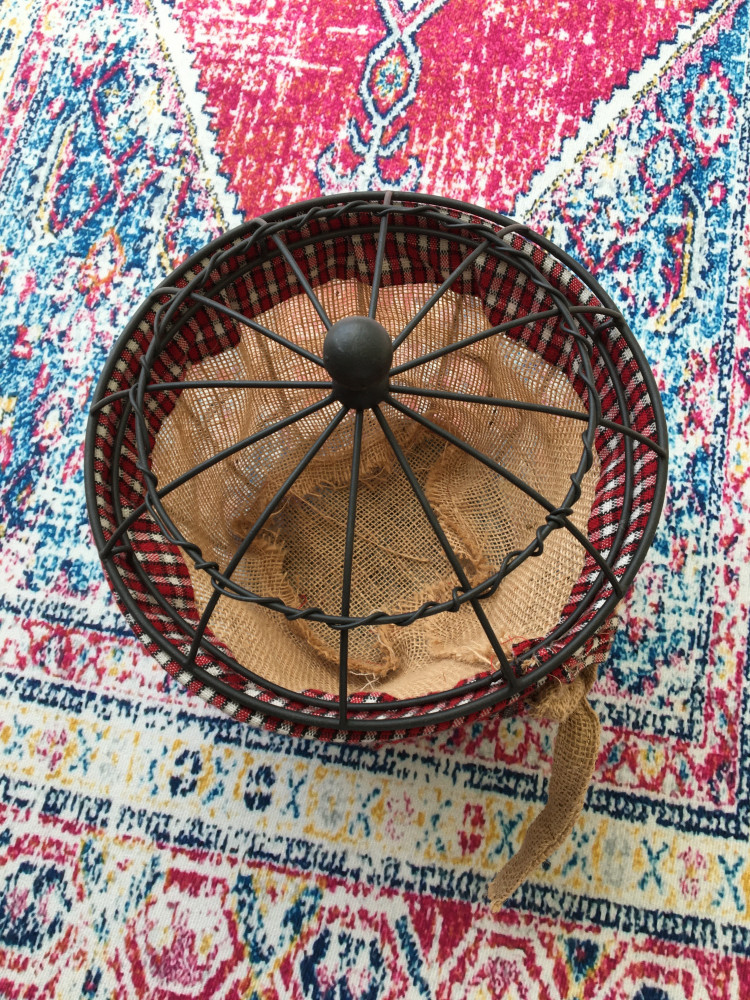 سلة حديد ستايل فارم هاوس