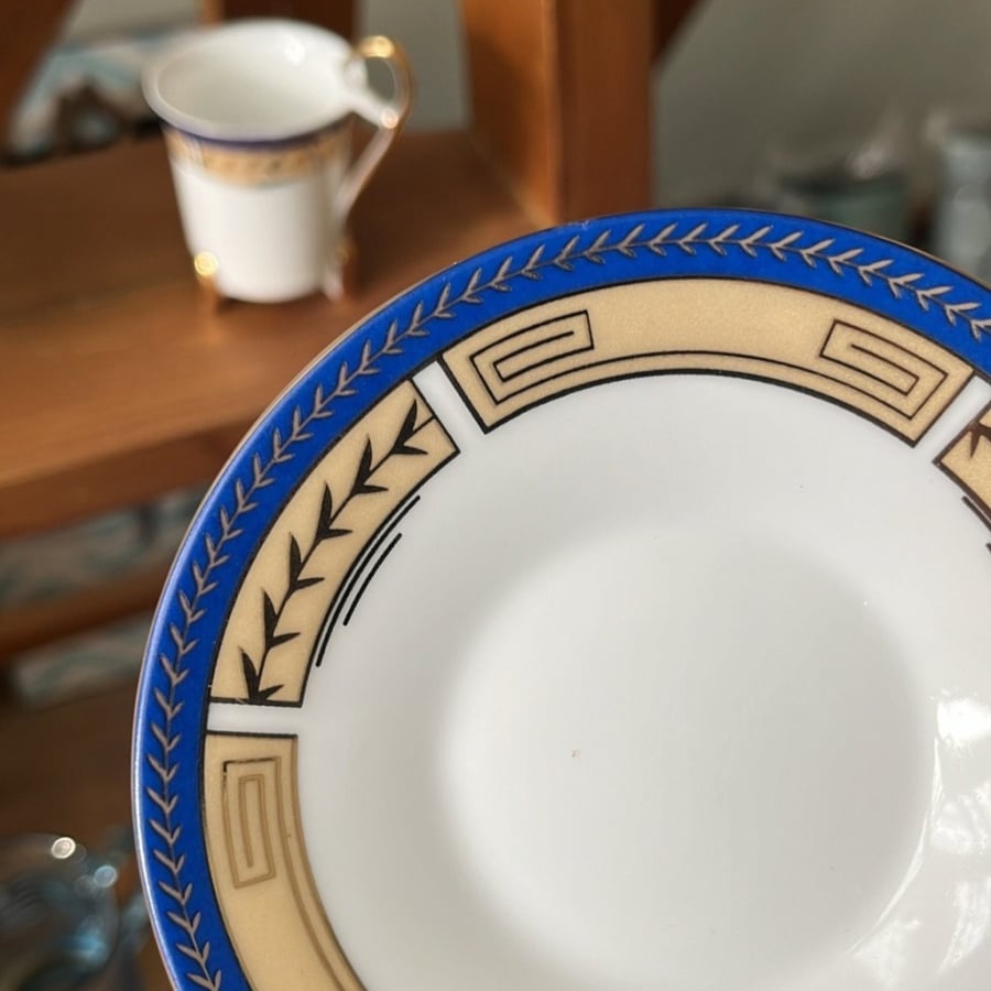 فنجان بورسلان اصدار قديم
