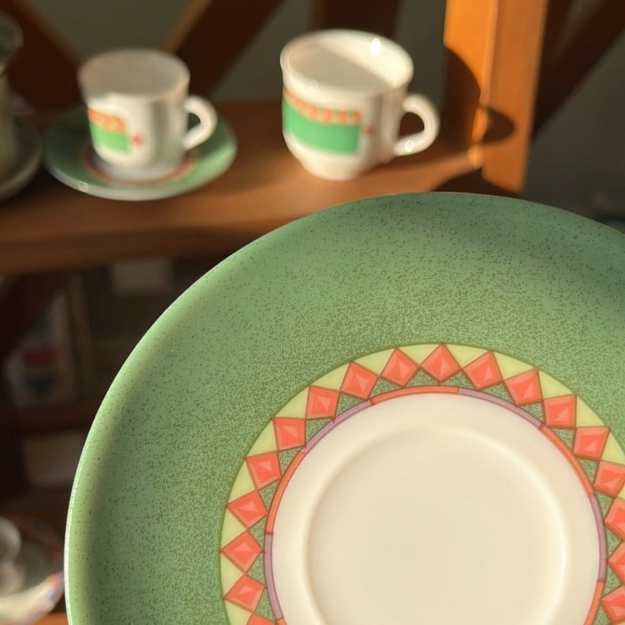 French vintage Arcopal cups