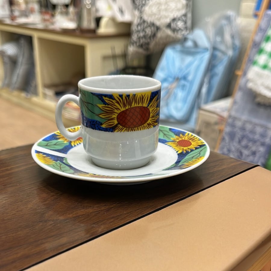 Antique cup Chinese seal red