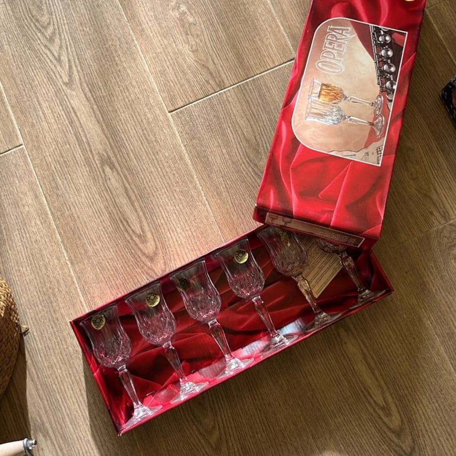 Crystal glasses made in Italy