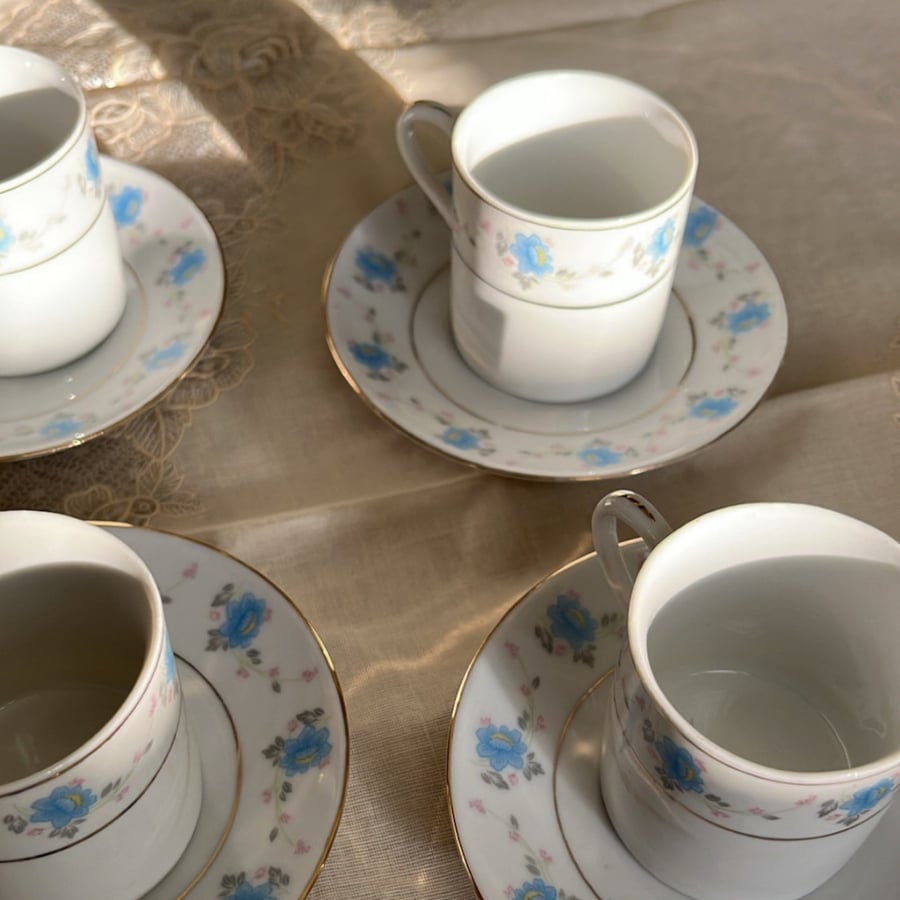 Jug and cups set طقم فنتج بتوريد أنيق