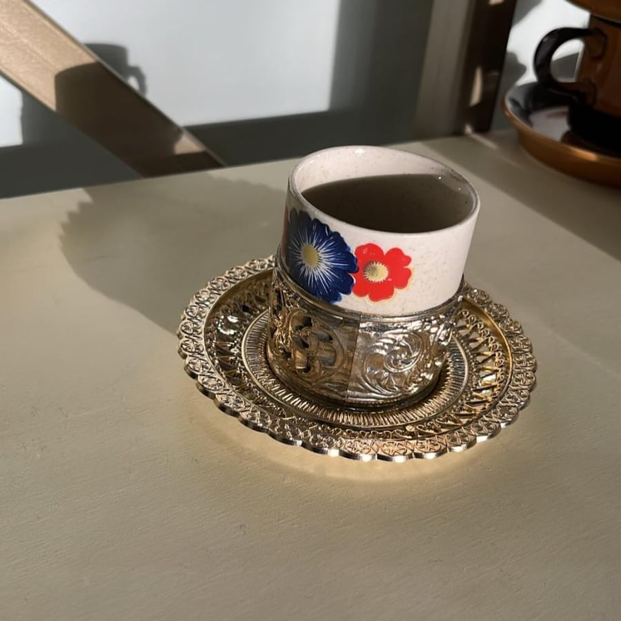 فنجان اصدار قديم