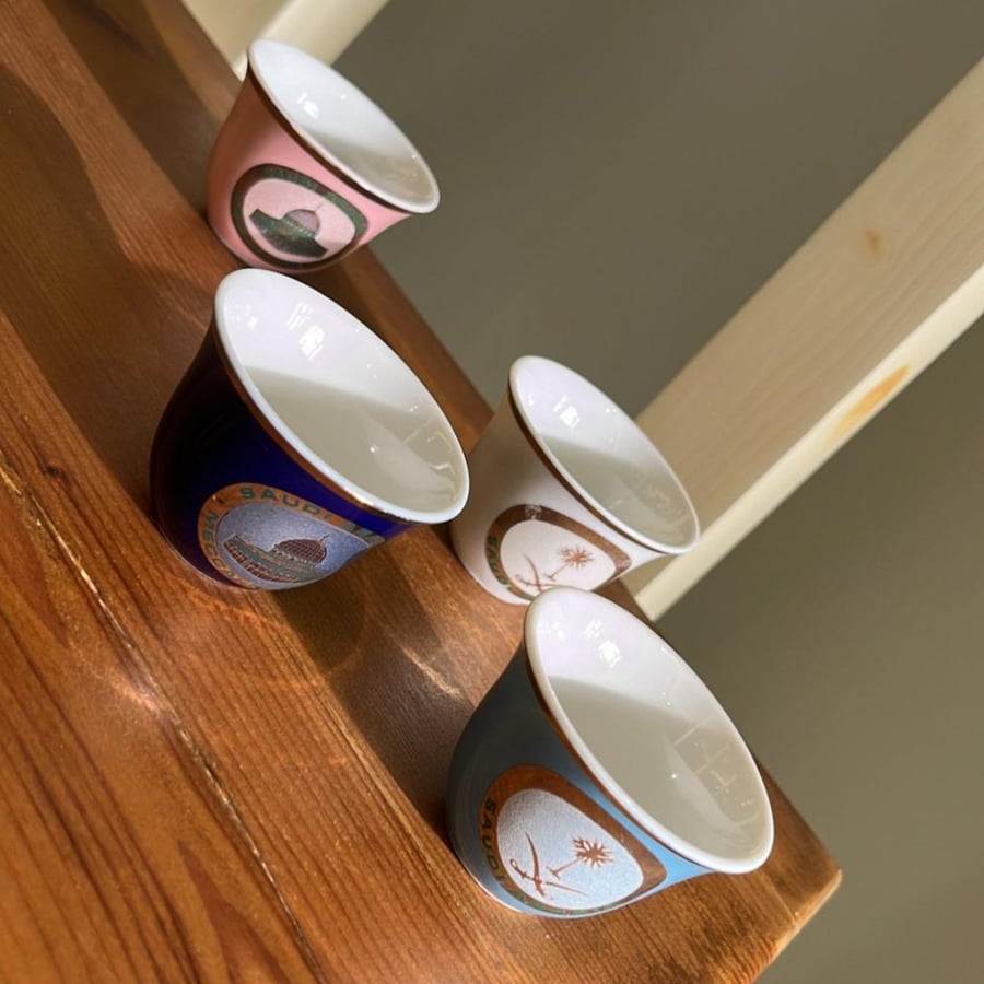 Vintage Japanese cup, 1980s edition | Featuring the logo (two swords, a palm tree, Mecca and Medina)