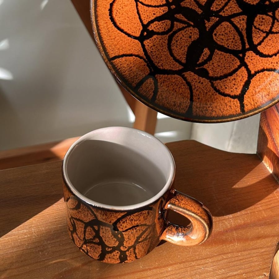 Vintage Japanese ceramic mug | Artistic design