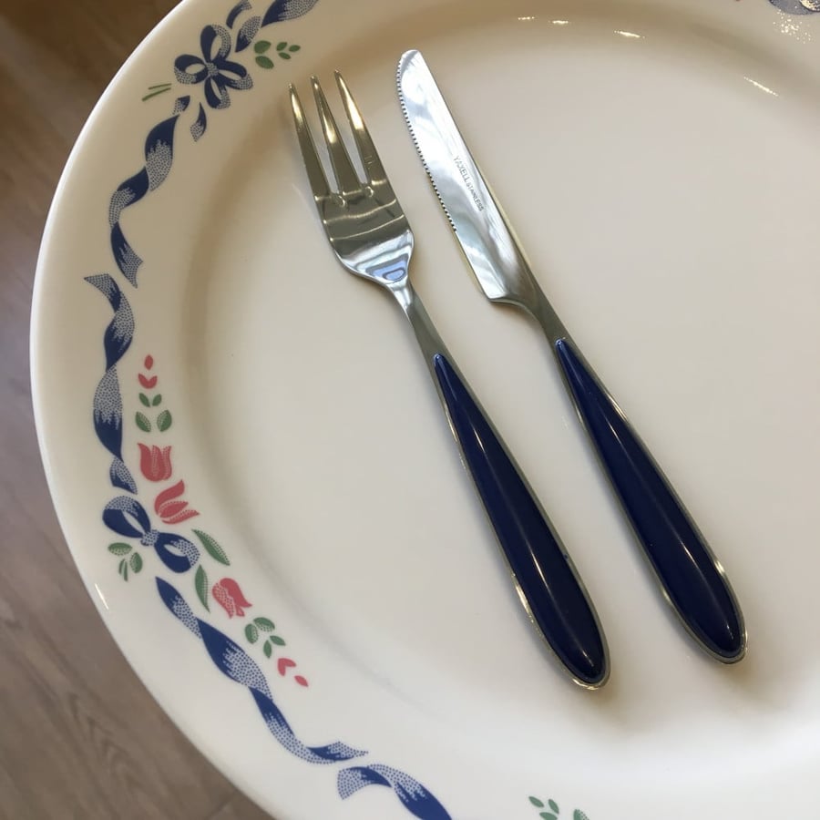 Eating utensils - medium size