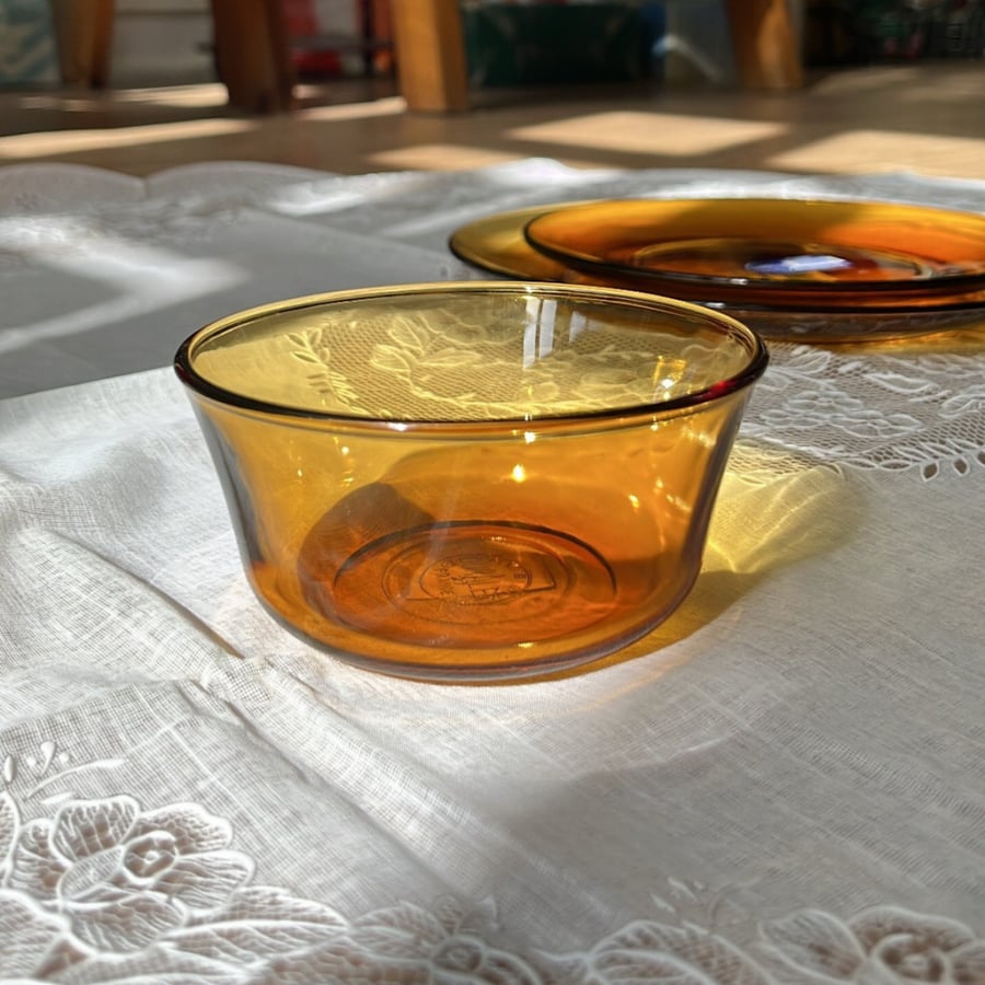 Amber bowl made in France
