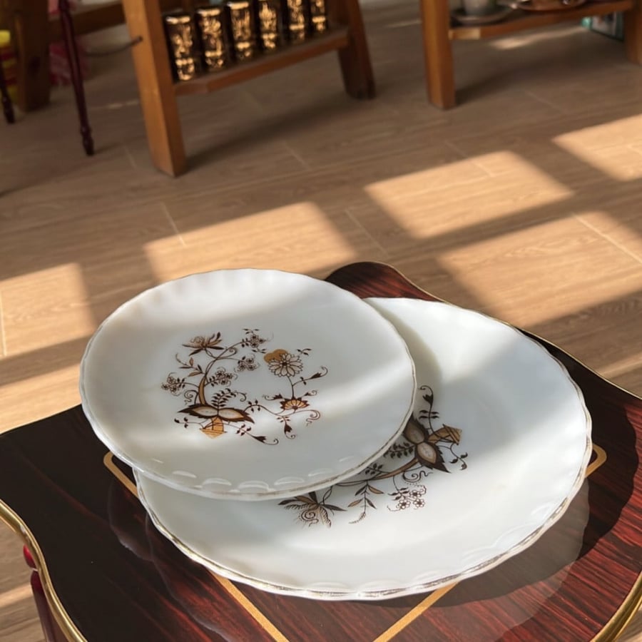 Vintage dish, Korean industry
