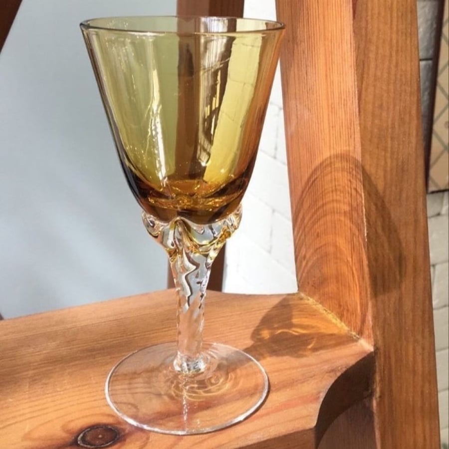 كأس فنتج Amber Glass