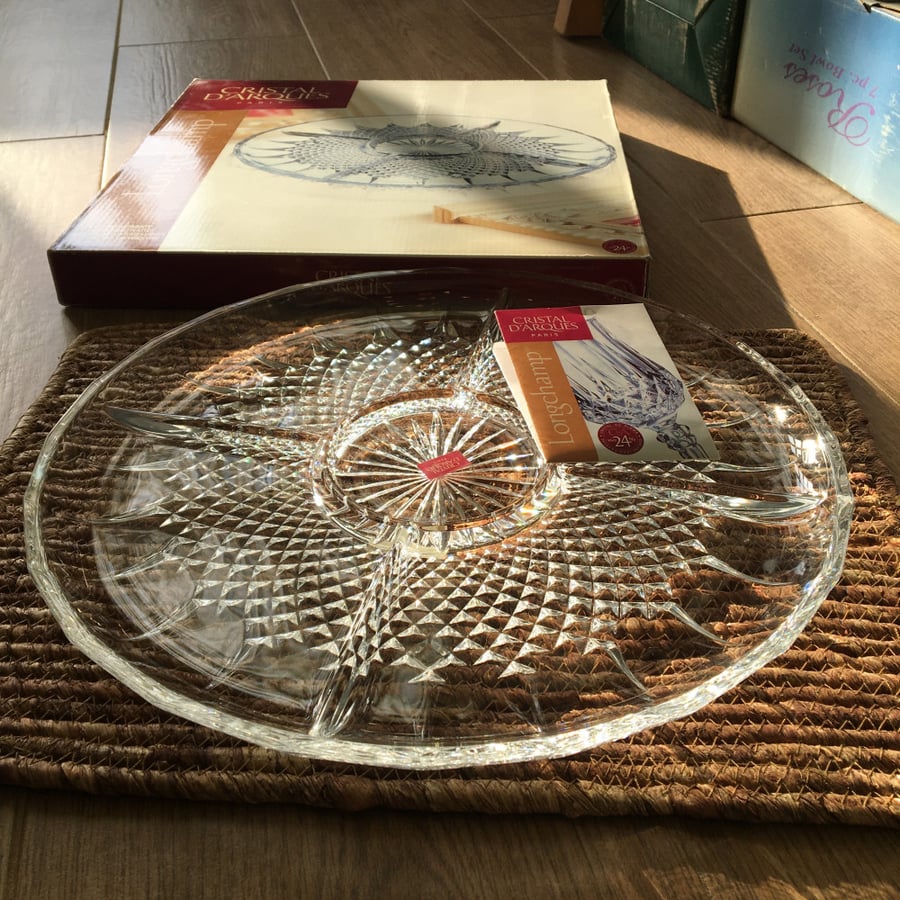 Luxurious crystal plate