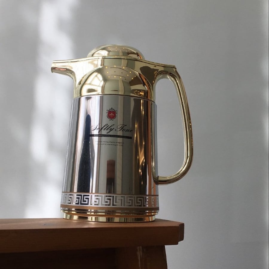 Vintage Thermos (Gold - Silver)