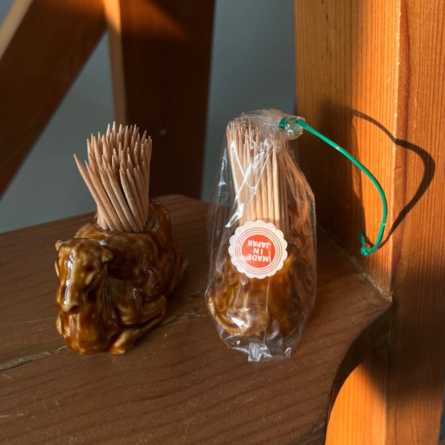 Toothpick holder, antique edition
