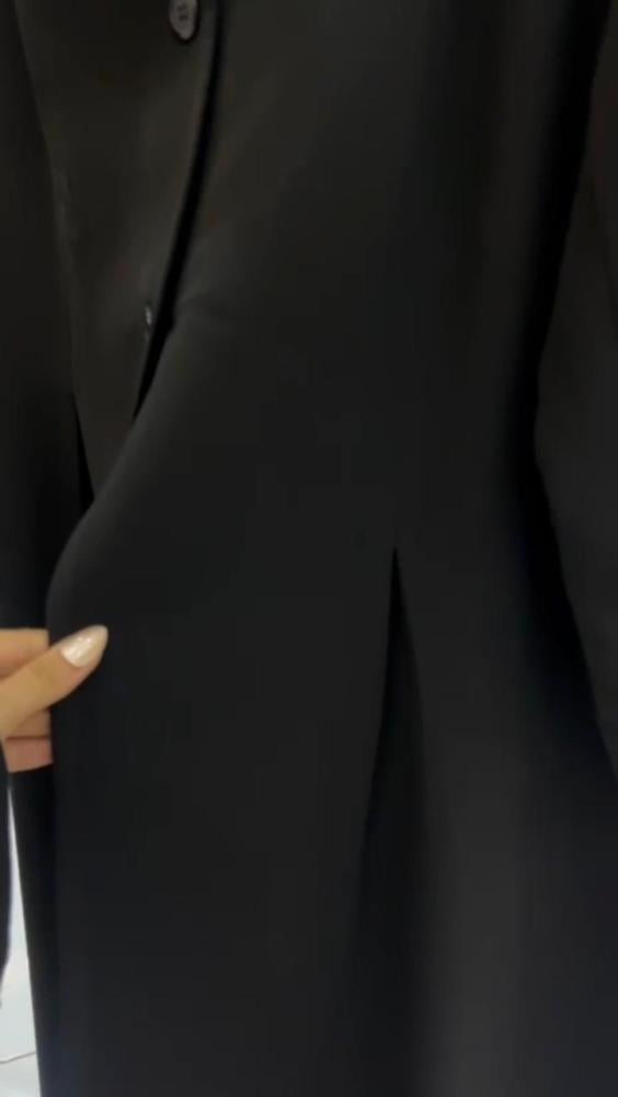 Velvet, how much stretch
