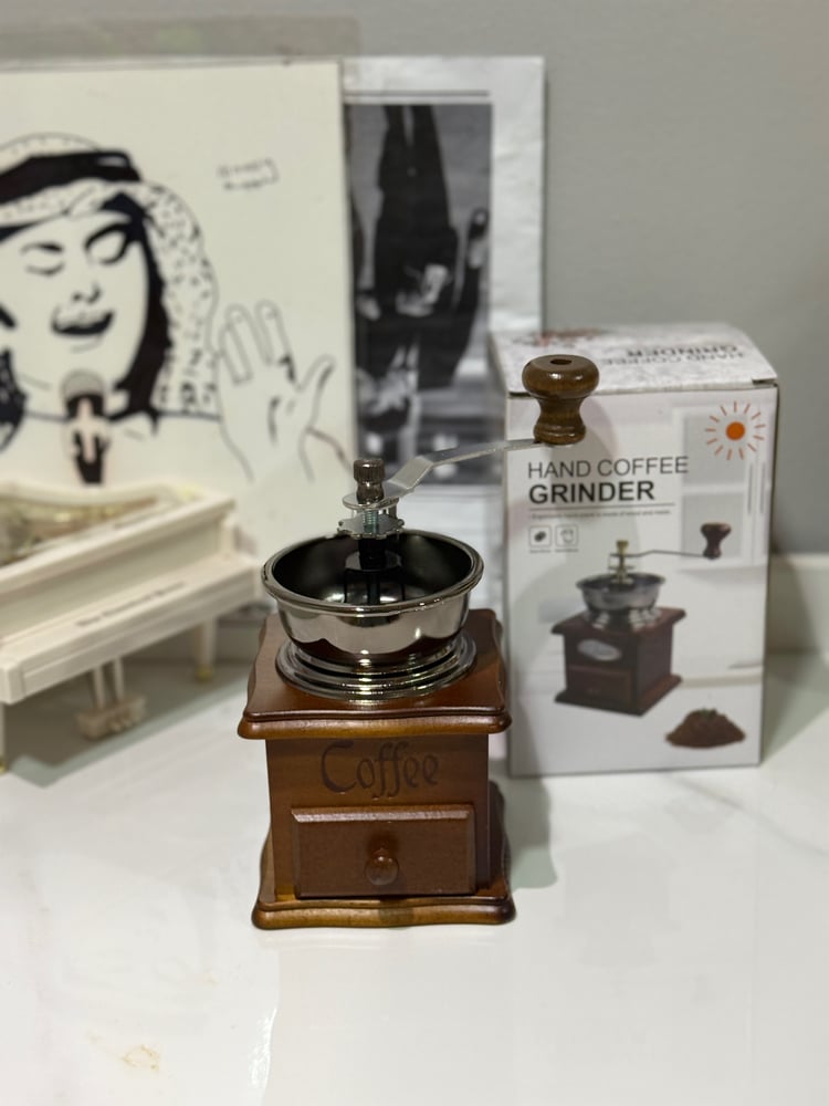 Hand coffee grinder, wooden edition