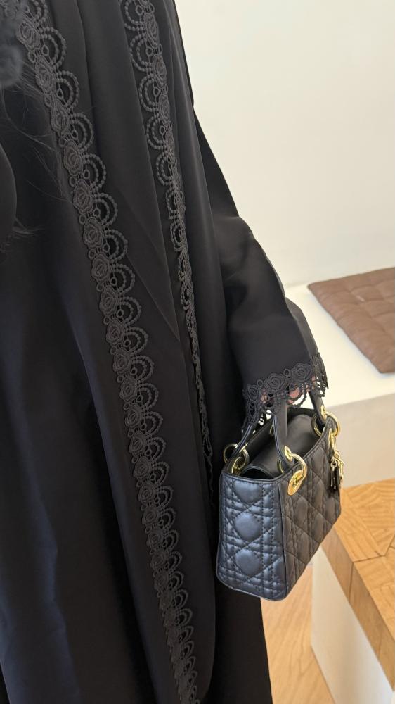 Chivalry Abaya
