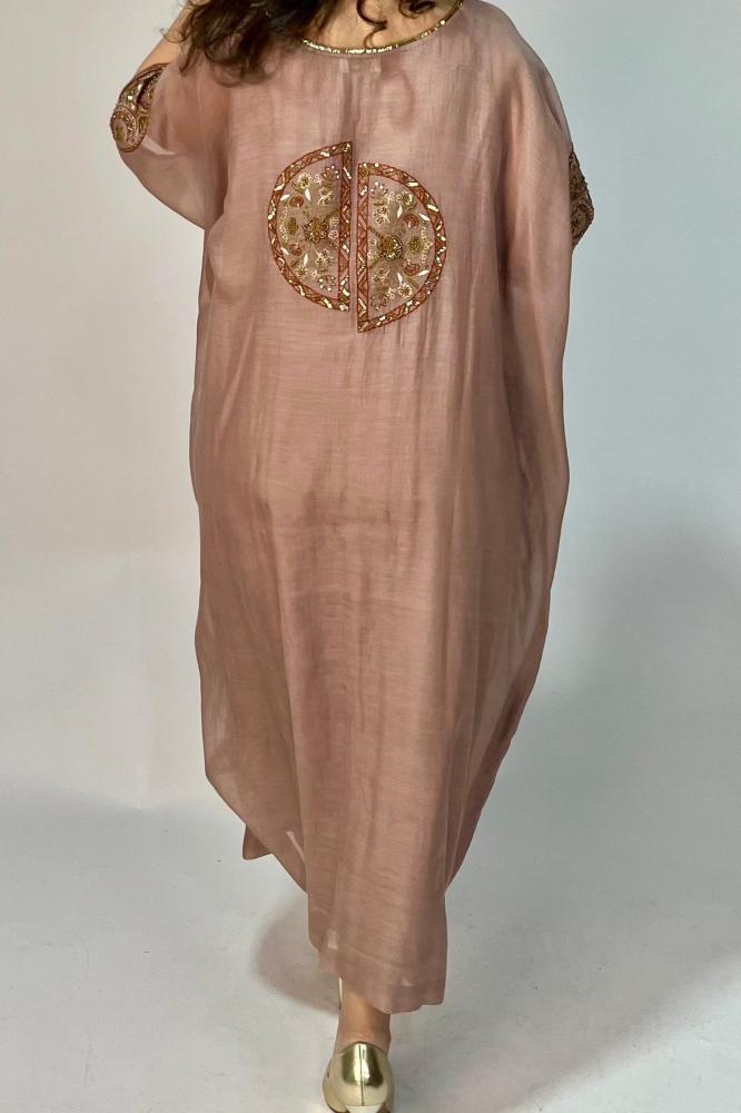 Silk embroidered Kaftan - Pink