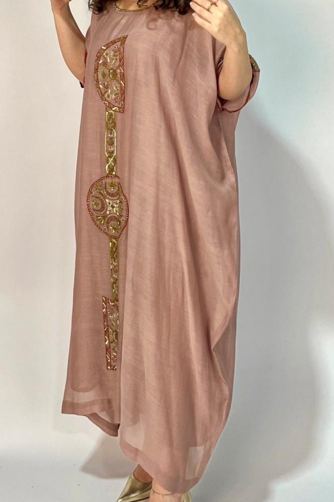 Silk embroidered Kaftan - Pink
