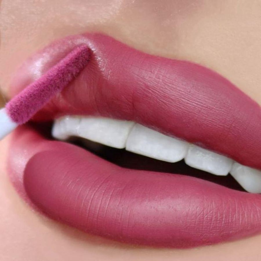 أحمر شفاه سائل مات Seal The Deal من Beauty Creations وردي