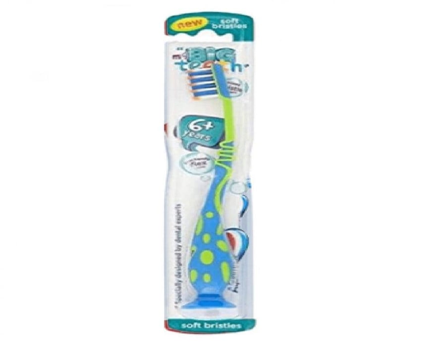 فرشاة أسنان من AquaFresh بشعيرات ناعمة مرنة قطعة واحدة