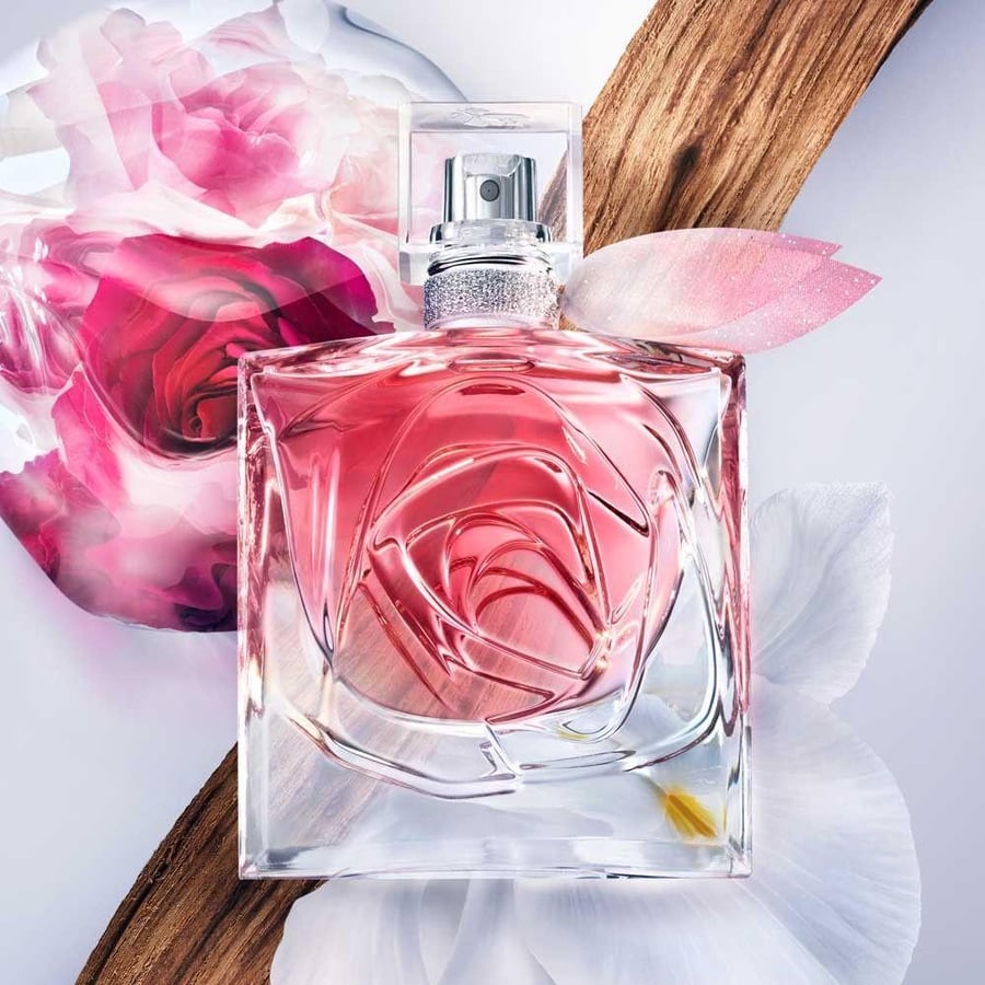 عطر او دو برفيوم لا في ايست بيل روز من لانكوم زجاجة وردية