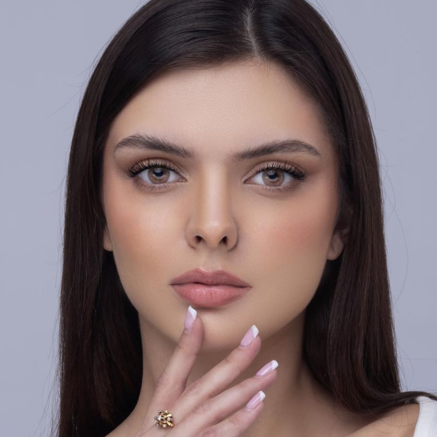 عدسة ملونة طبية شادو من بيوتيس عدسة واحدة بلون طبيعي