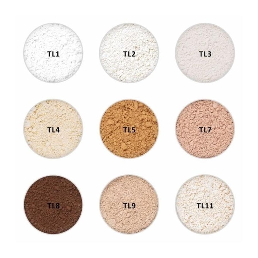 بودرة تثبيت مضغوطة من KRYOLAN TL9 فضي بعلبة ميتال مدمجة