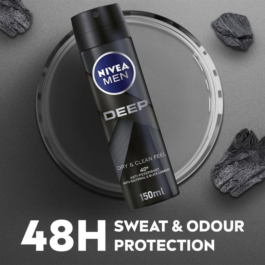 مزيل عرق بخاخ ديب دراي آند كلين للرجال من NIVEA MEN 150 مل أسود