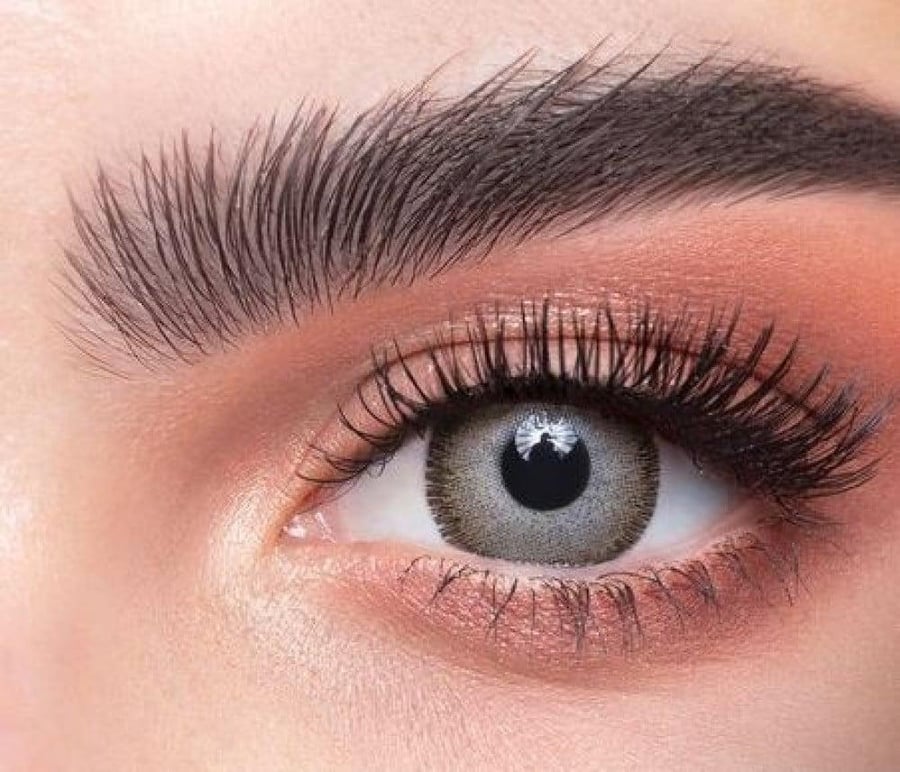 عدسات ملونة من ناتشيورال لومير هازل مرخصة طبية 12 شهر