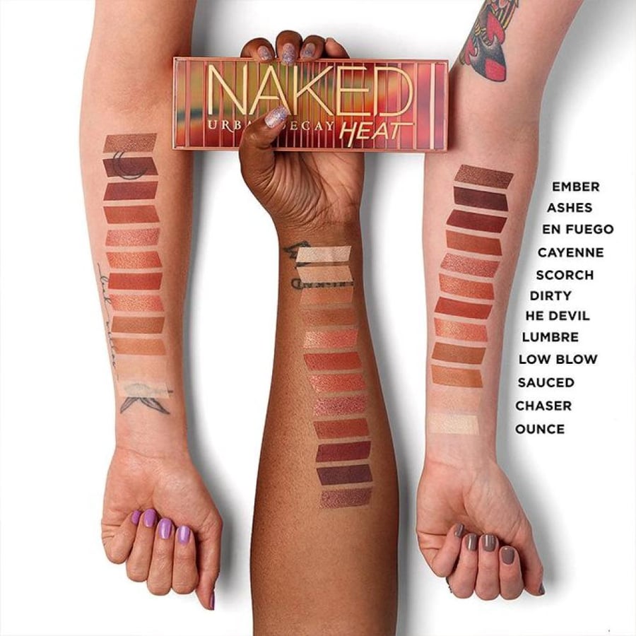 باليت ظلال العيون Naked Heat من Urban Decay بدرجات بنية دافئة مع مرآة وفرشاة