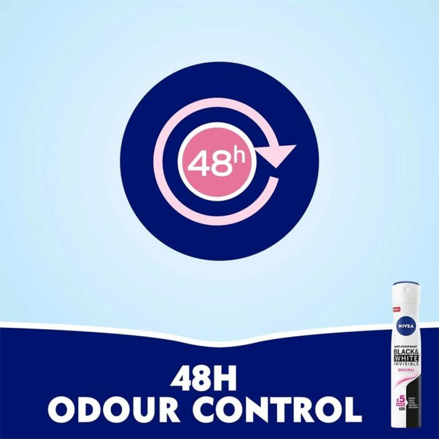 بخاخ مزيل العرق انفيزيبل كلير بلاك أند وايت من NIVEA 200 مل
