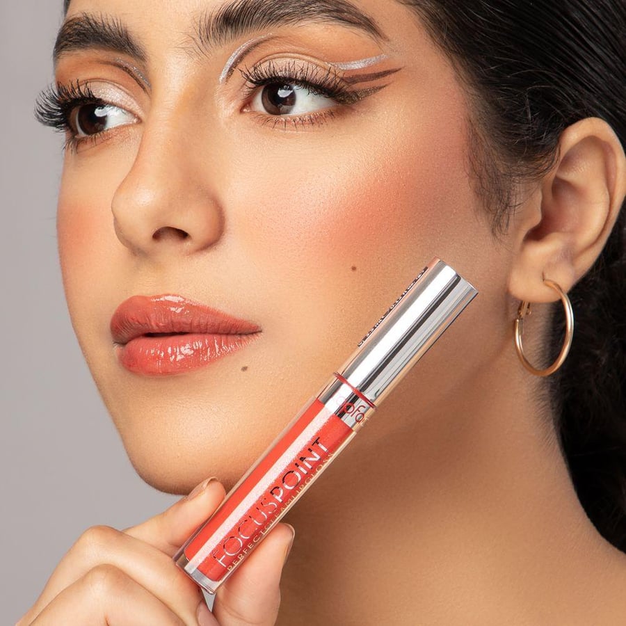 ملمع شفاه بيرفكت غلام سائل من Topface درجة Coral Red أنبوب بقلم تطبيق