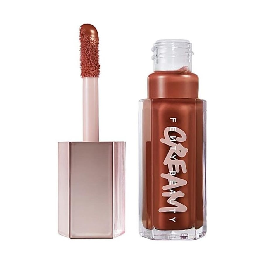 ملمع ومكبر شفاه بومب كريم من Fenty Beauty 04 كوكي جار بني