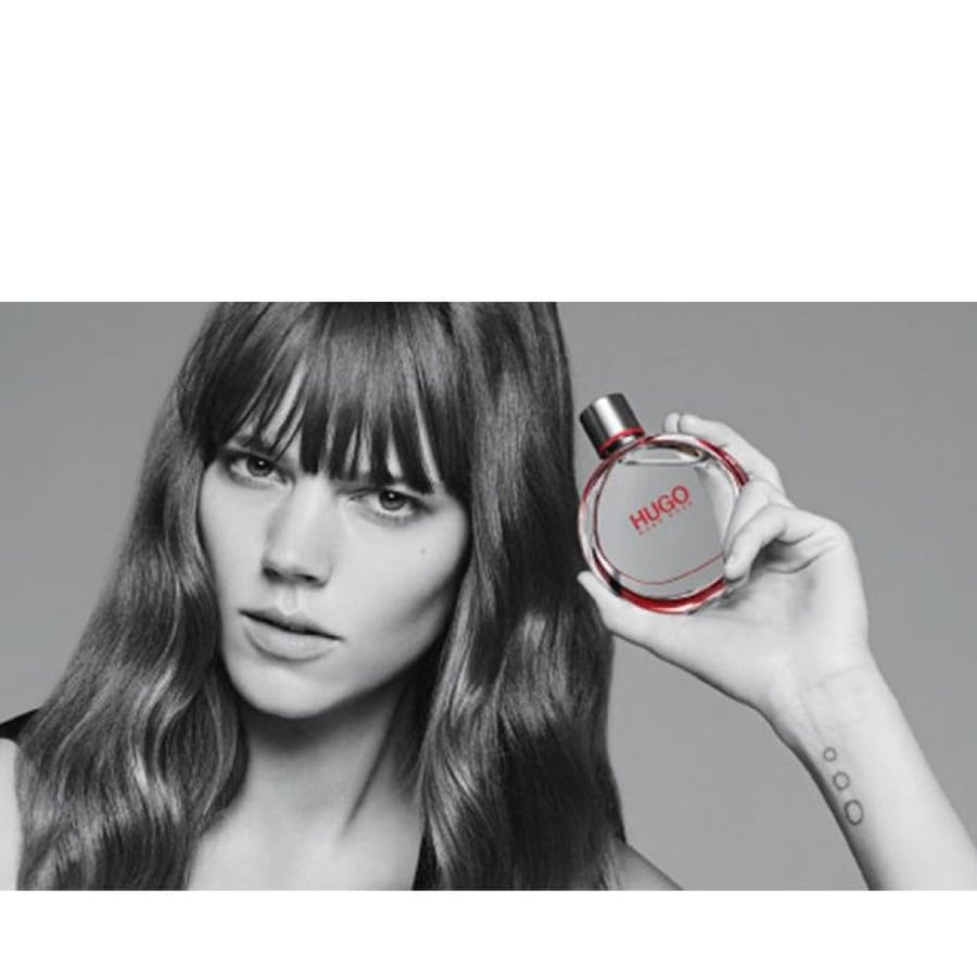 عطر أو دو برفيوم Hugo Woman من HUGO BOSS بزجاجة كروية شفافة