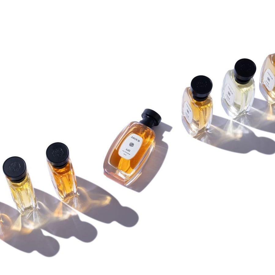 عطر ناجد برفيوم من عروب 80 مل رائحة فواحة ولون ذهبي