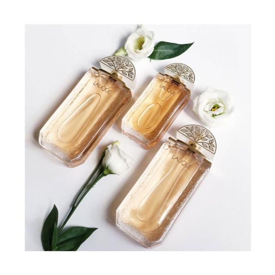 عطر نسائي او دو برفيوم لاليك زجاج شفاف محفور وغطاء زهري