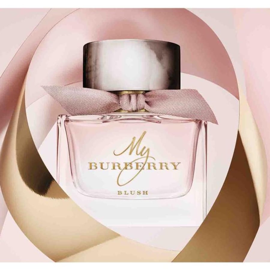 عطر ماي بربري بلش أو دو بارفيوم من Burberry زجاجة وردي بشريط