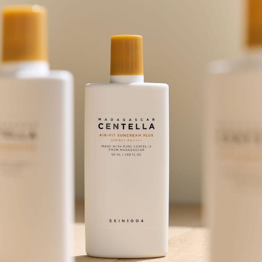 واقي شمس كريم مدغشقر سينتيلا من SKIN1004 SPF50 50 مل