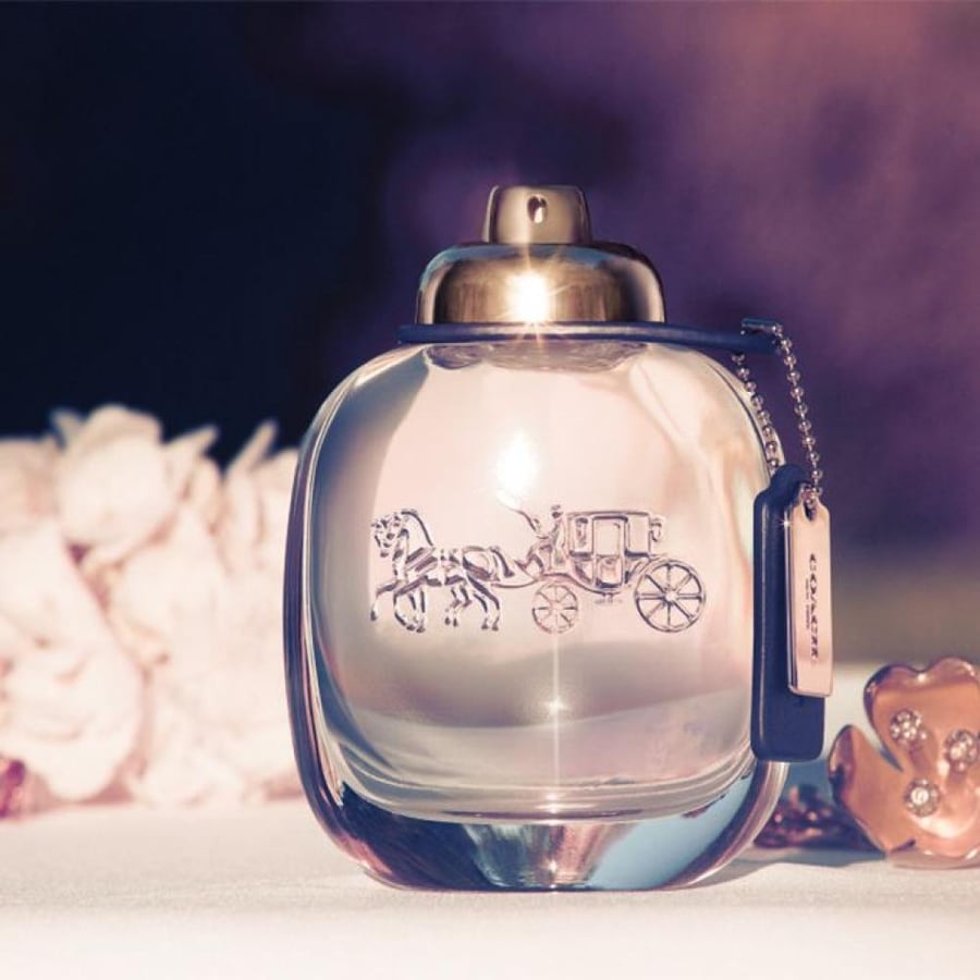 عطر نيويورك او دو برفيوم للنساء من كوتش زجاجة شفافة غطاء ذهبي
