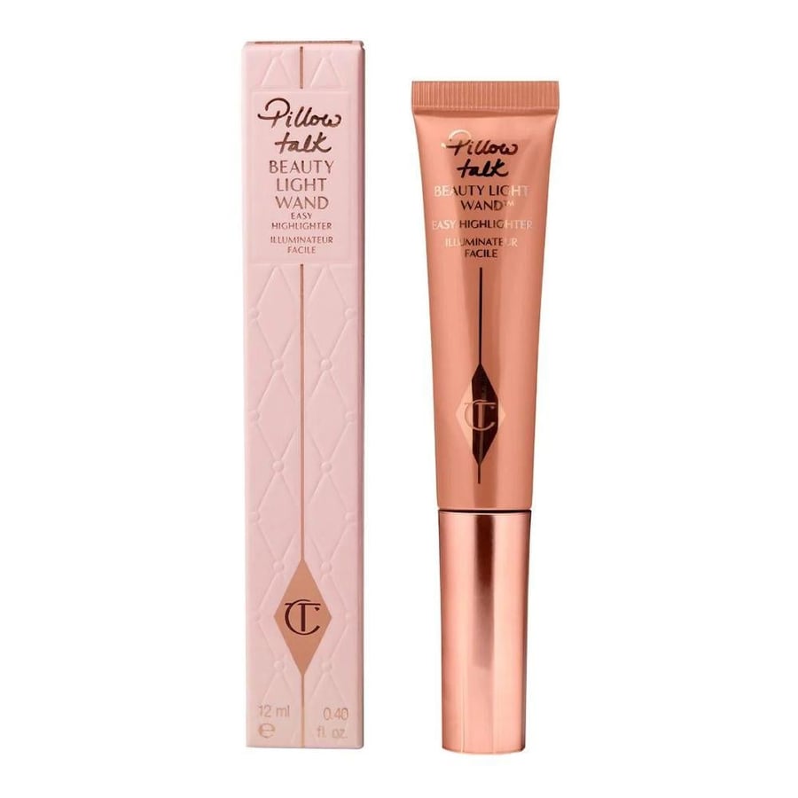 هايلايتر سائل Pillow Talk Beauty Light Wand من Charlotte Tilbury روز جولد 12 مل