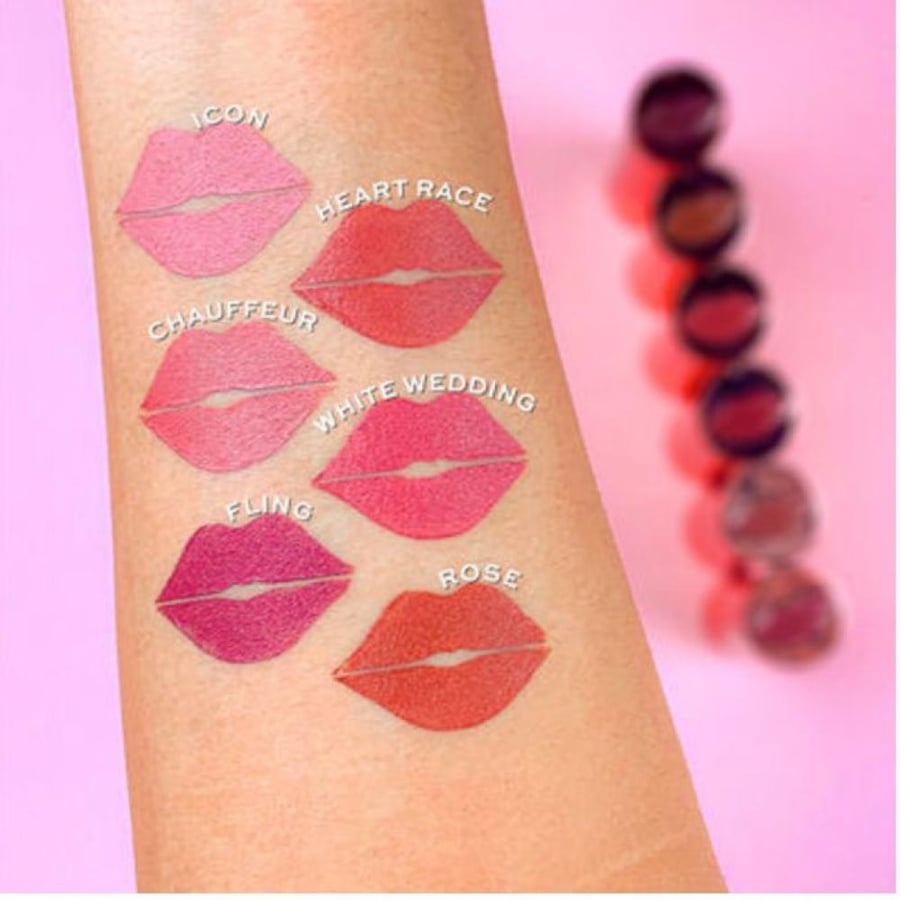 أحمر شفاه روج ساتين من Makeup Revolution London شوفير نود