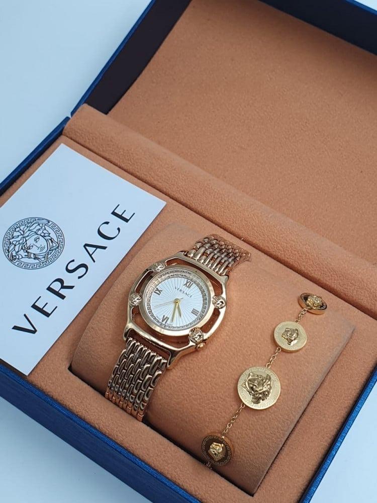 A watch with a Versace women's bracelet - my style
