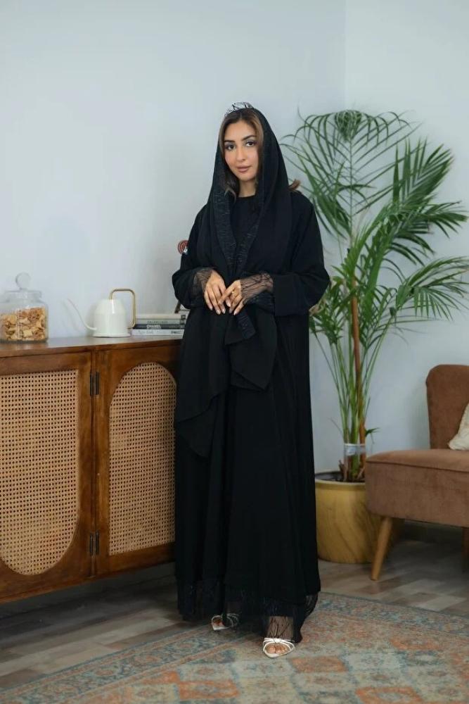 عباية ملكي مع دانتيل اسود هندي