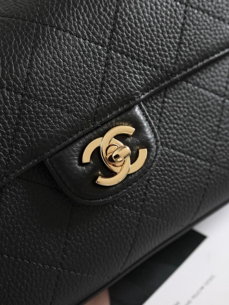 Chanel Bag black