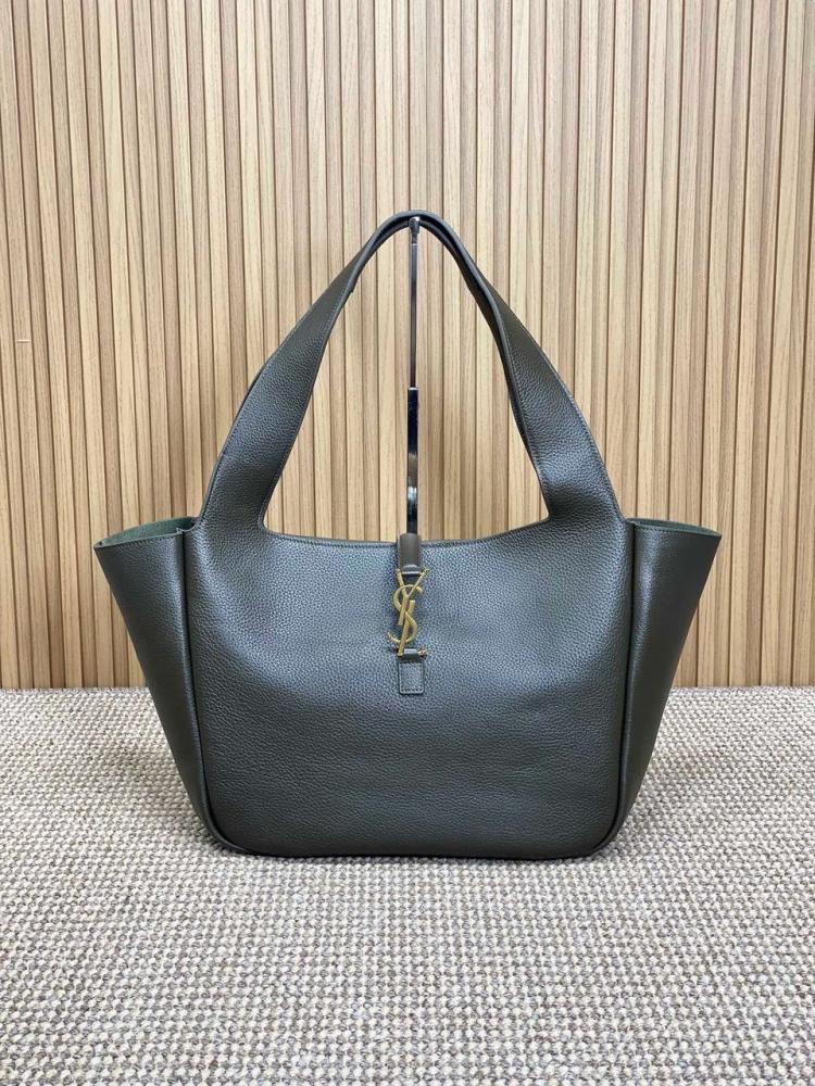 LE 5 À 7 BEA IN GRAINED LEATHER medium