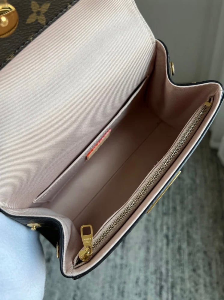 Cluny Mini 20cm size