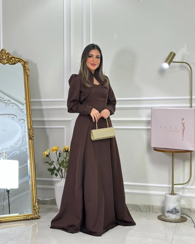 فستان كاميليا البني